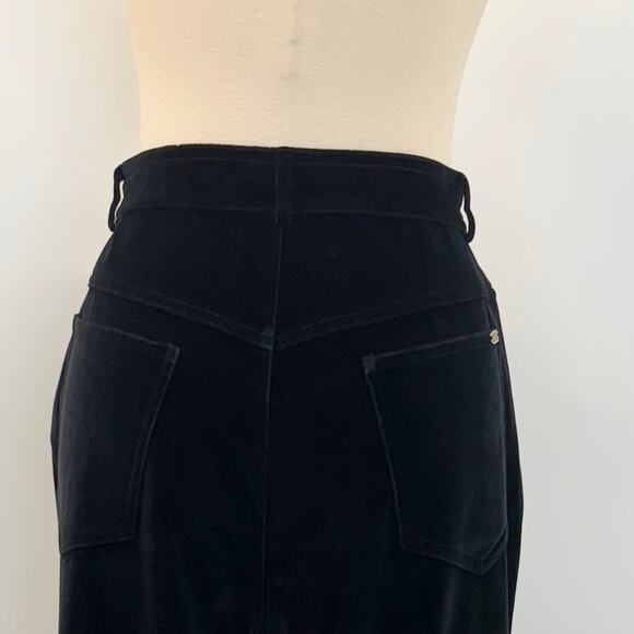 St. John Velvet High Rise Straight Leg Pants Black Cotton-Blend | Size 12 - Picture 8 of 12